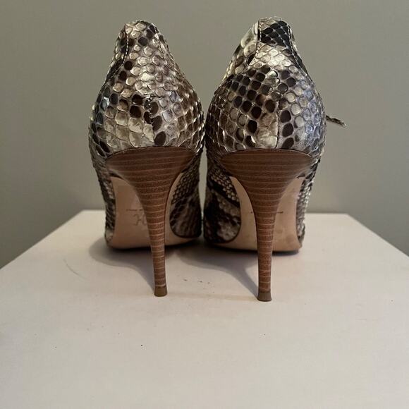 Cole Haan Ankle Strap Python Skin Heel - Size 7.5 - Picture 2 of 4